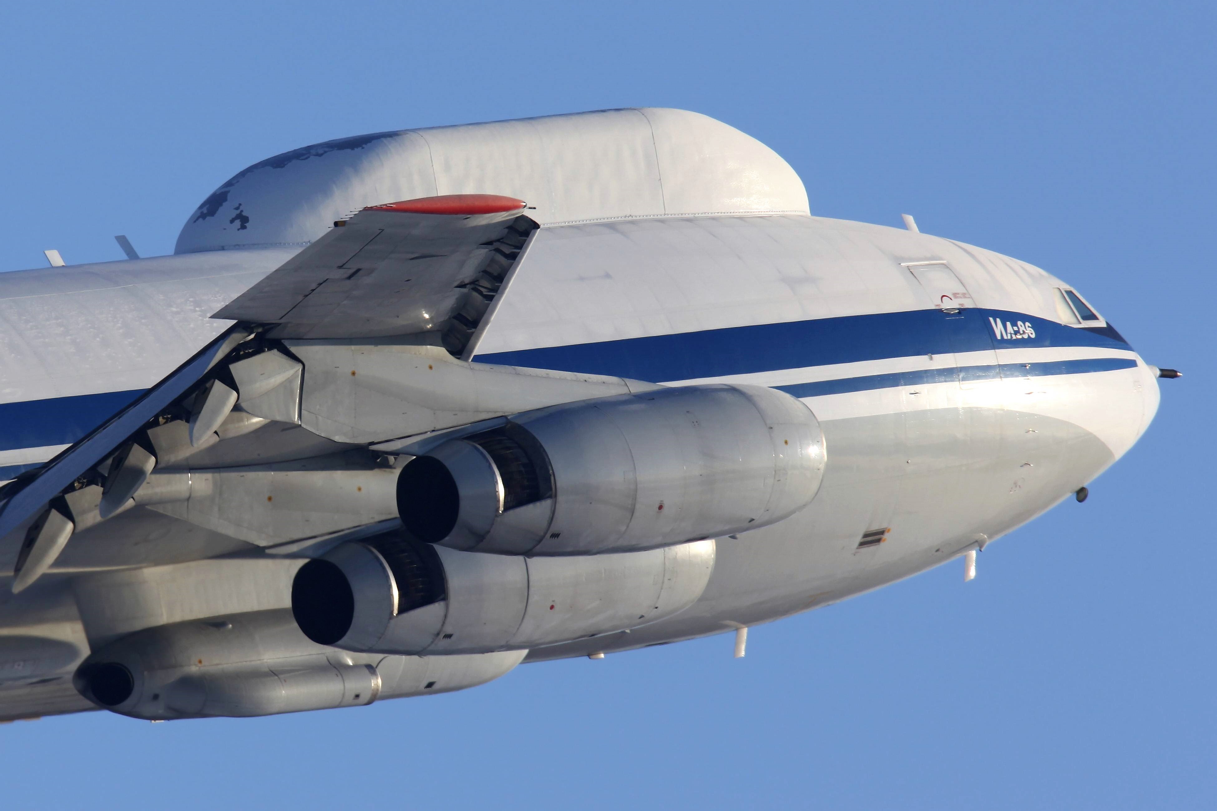Beunruhigend! Putins startet seinen Weltuntergangs-Flieger! Steht ein Atomschlag der Russen kurz bevor?