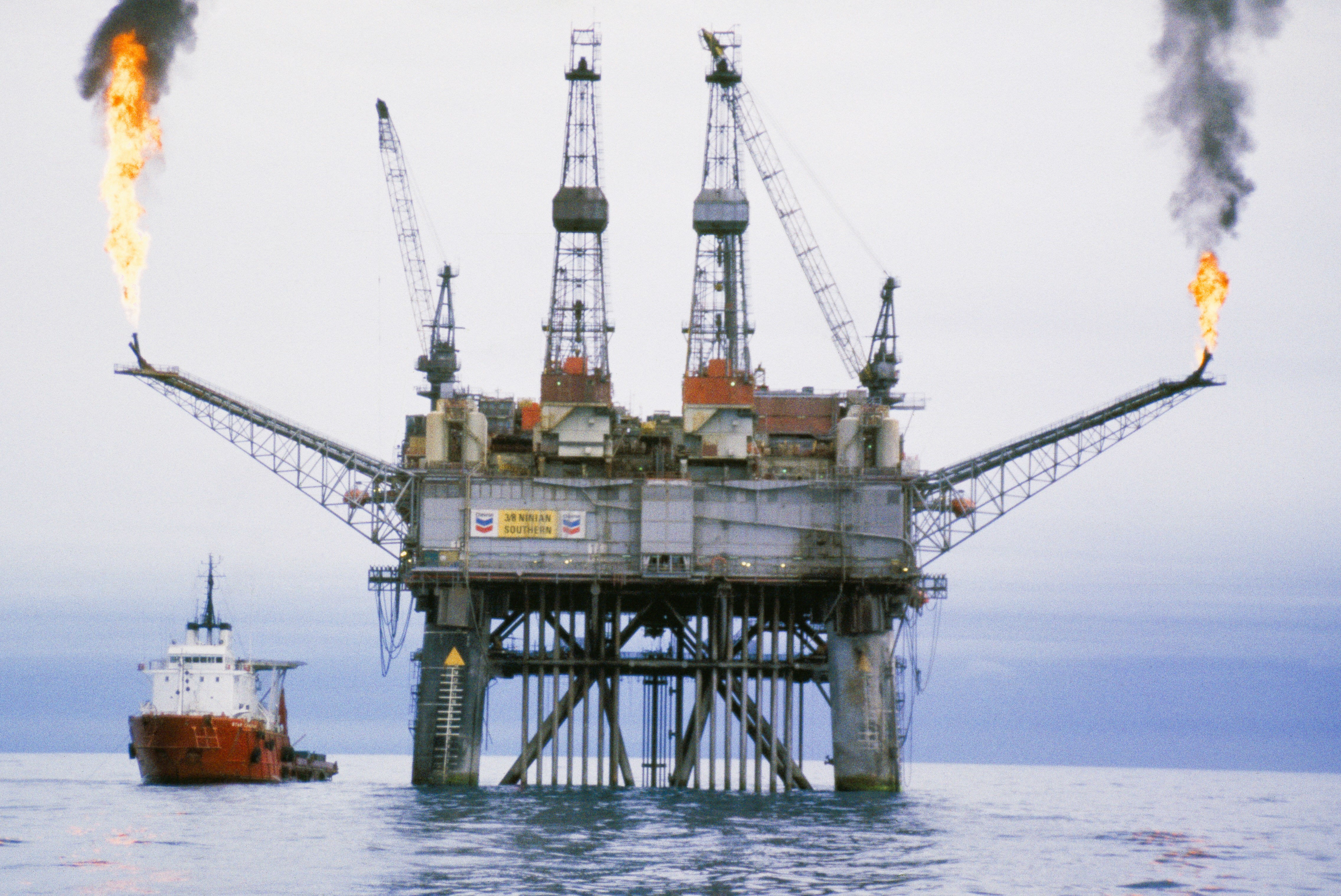 Angriff auf norwegische Ölfelder! NATO besorgt über russische Sabotage-Akte auf unsere Gasreserven!