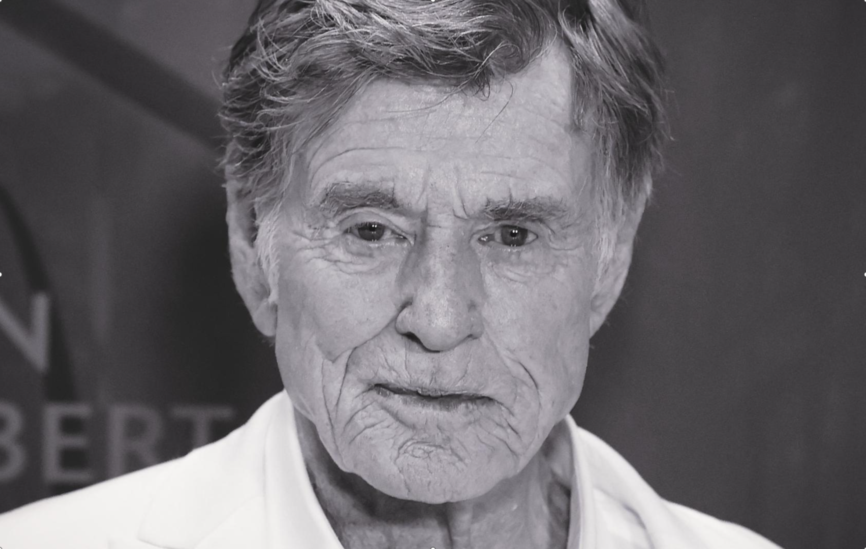 Oscar-Winning Hollywood Icon Robert Redford Passes Away at 89! Discover His Unforgettable Legacy!