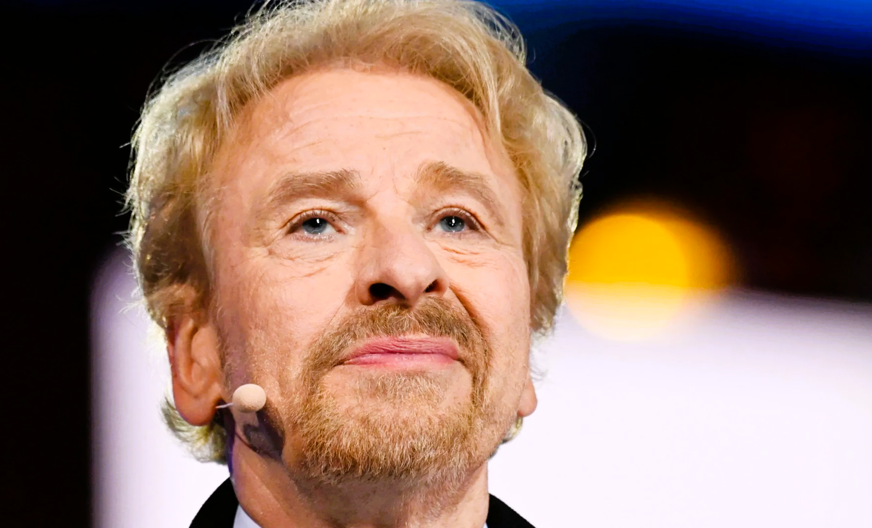 Beloved Celebrity Thomas Gottschalk's Shocking Cancer Diagnosis: The Hidden Dangers of Rare Angiosarcoma Revealed!