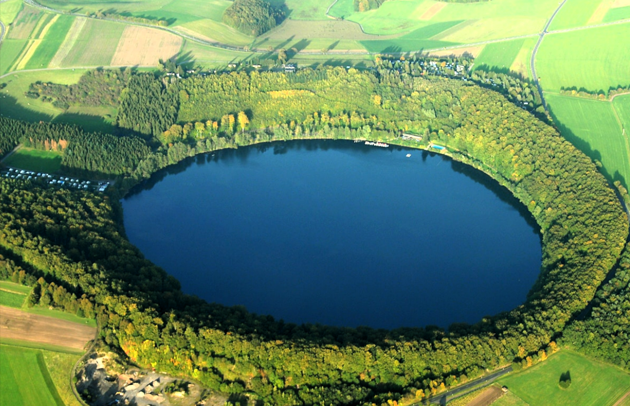 Vulkanausbruch bei Köln?! Riesige Magmakammer entdeckt, Forscher machen schlimme Vorhersage