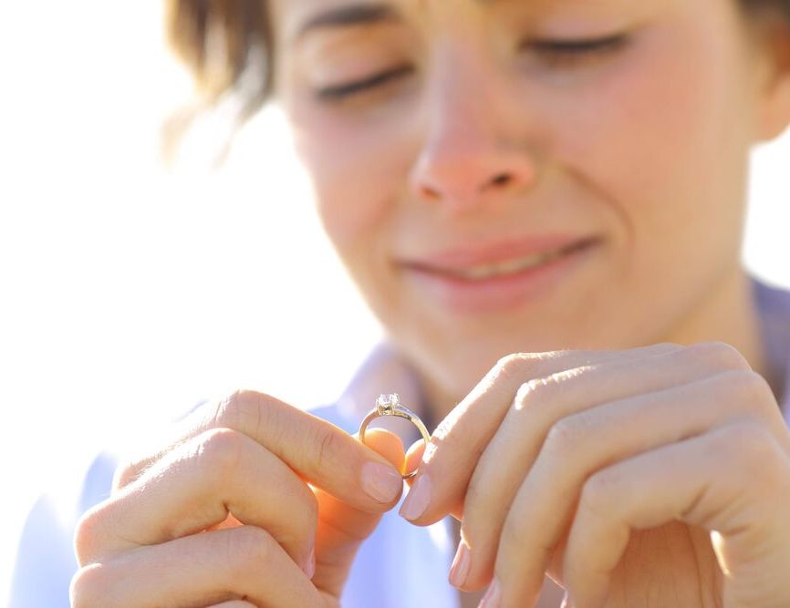 Reiches Ehepaar: Trennung noch in der Hochzeitsnacht! Streit um Macht & Geld und zerstören junges Glück